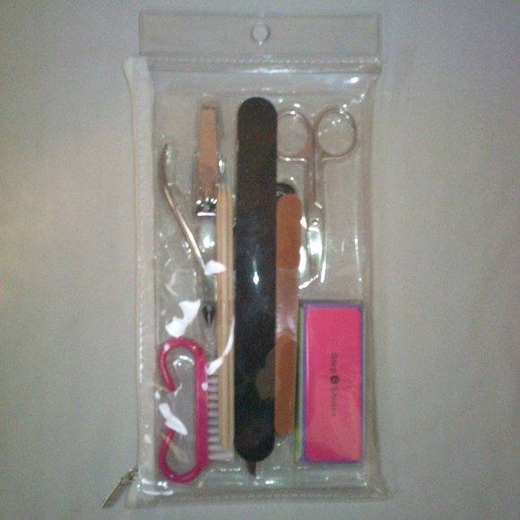 Deluxe Manicure - Pedicure Kit.  Bundle (10+)  Never Used! - Picture 7 of 9